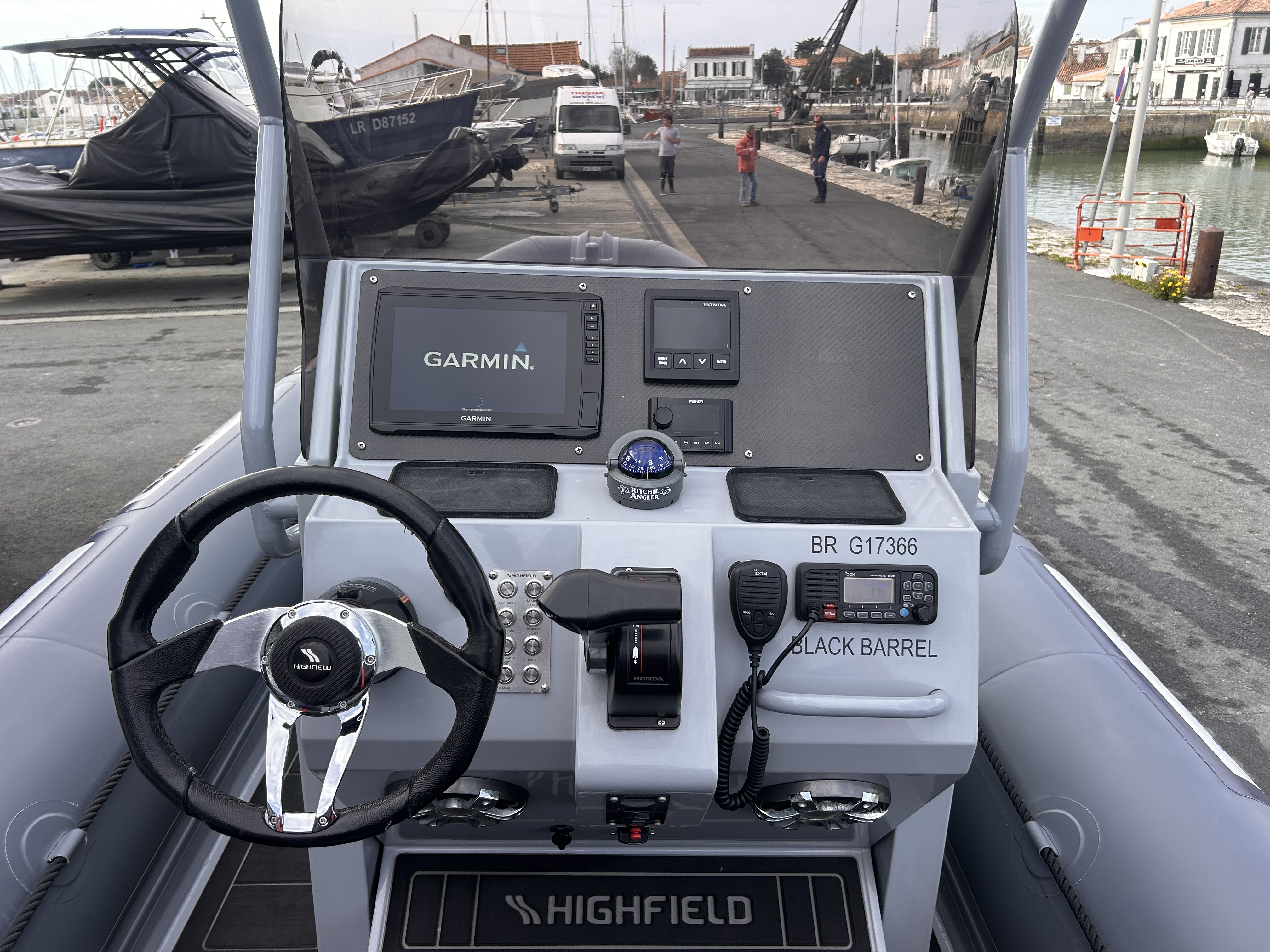 20250404 090036562 ios